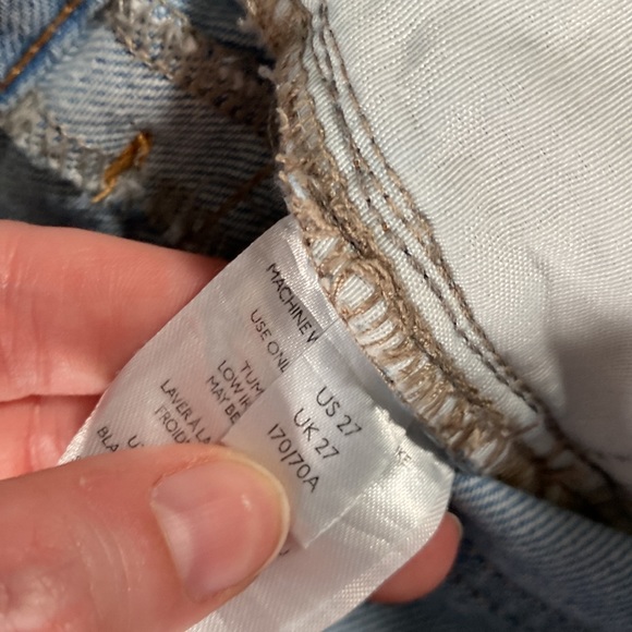 SoldHP🫧[ BDG ] Distressed High Rise Cropped Flare - Picture 4 of 11